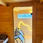 Wohlfuehl Oase Mit Sauna Vor Den Toren Berlins Hébergement de vacances Nauen