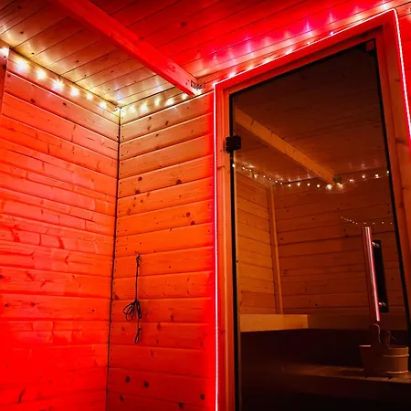 Wohlfuehl Oase Mit Sauna Vor Den Toren Berlins ناون