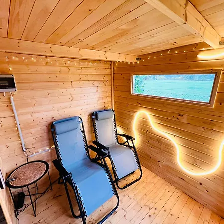 Wohlfuehl Oase Mit Sauna Vor Den Toren Berlins