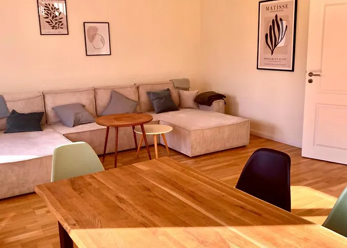 Wohlfuehl Oase Mit Sauna Vor Den Toren Berlins بيت للعطل ناون